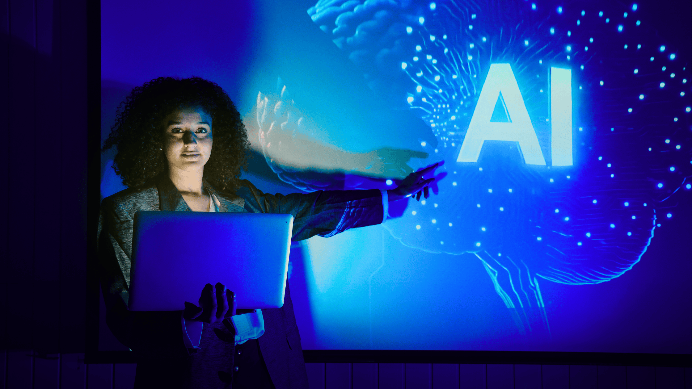 What Is the Role of AI and GenAI in Telecom?